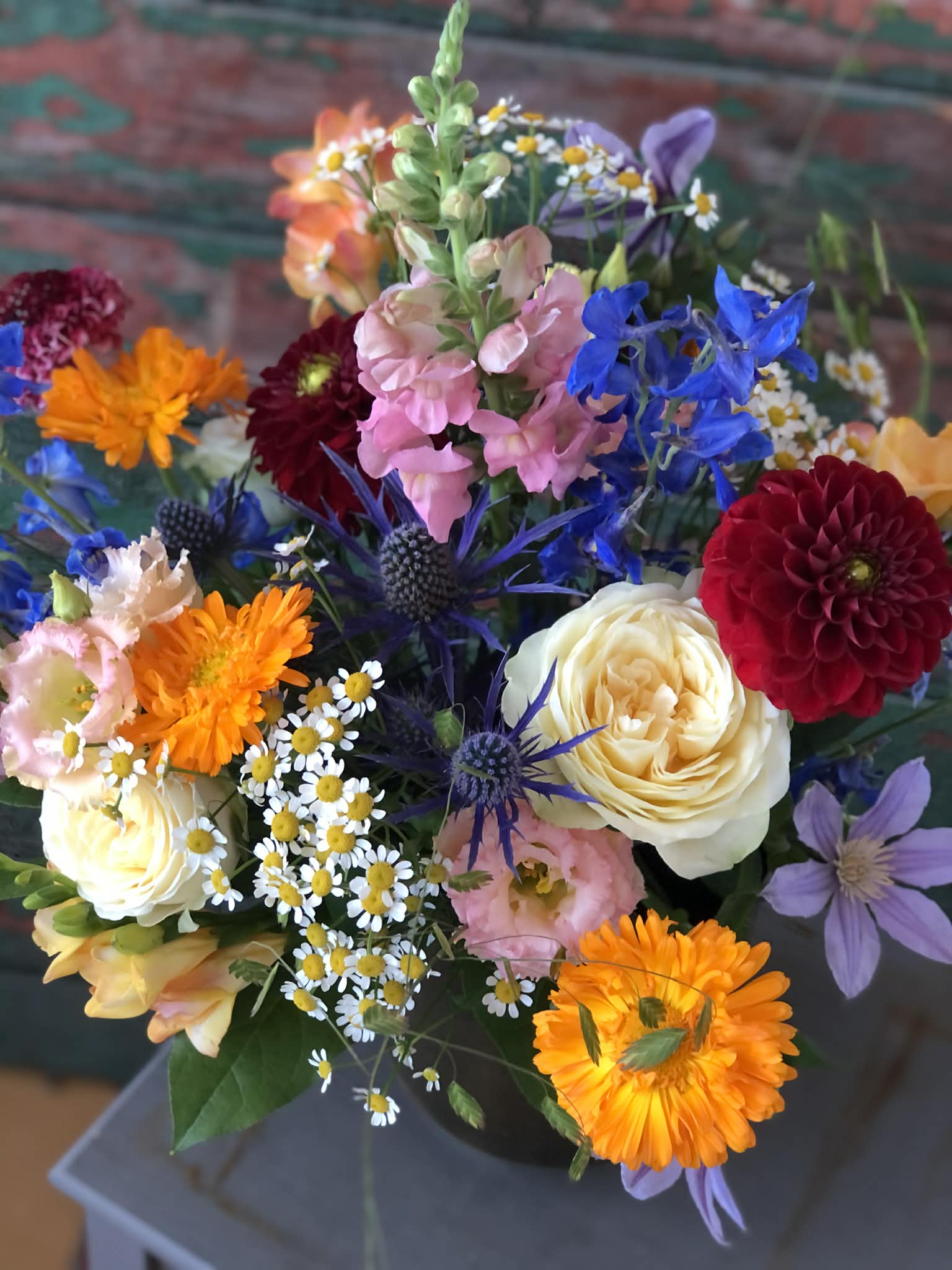 Färgsprakande sommarbukett